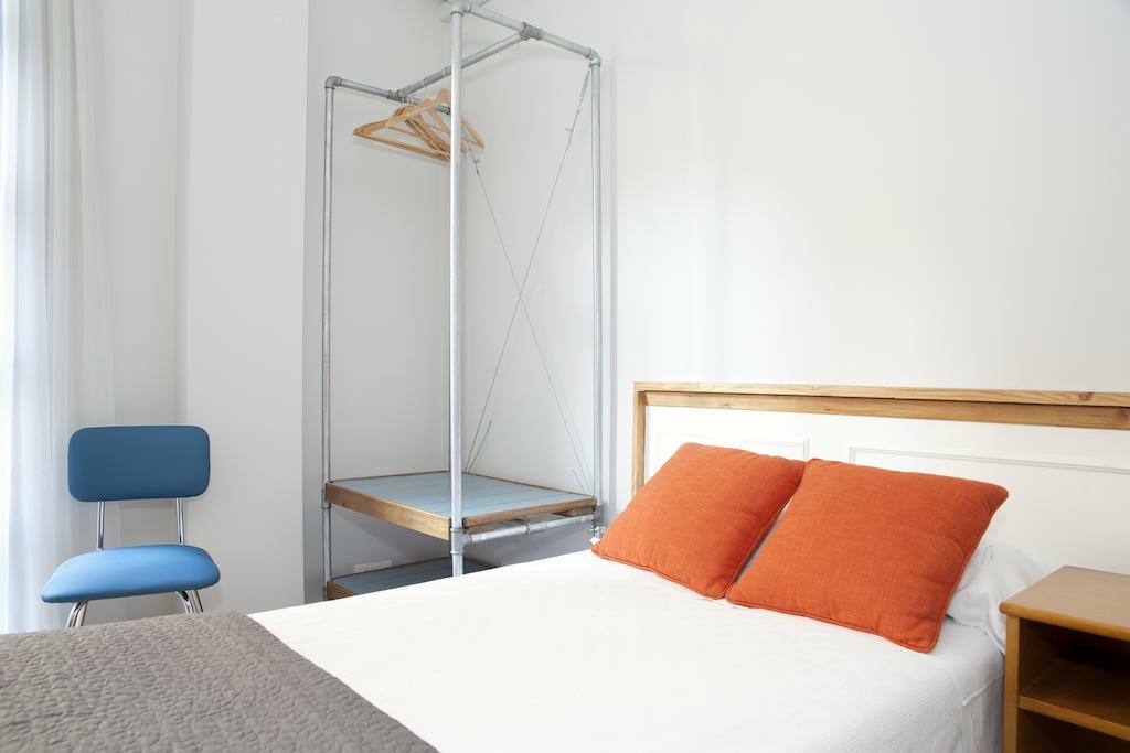 Apartamentos Sabinas Don Jaime Zaragoza Room photo