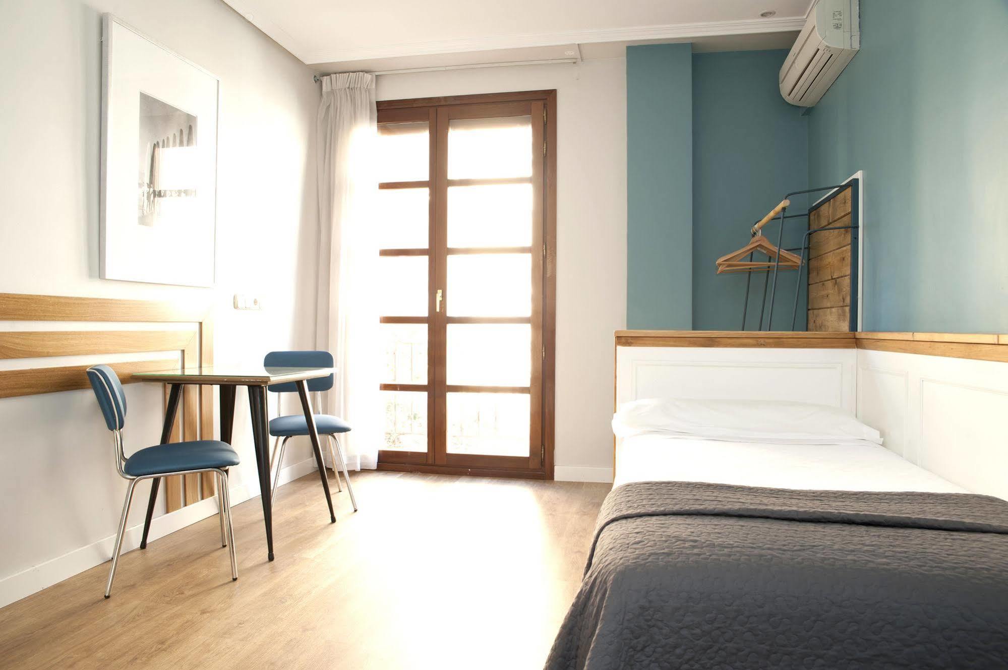 Apartamentos Sabinas Don Jaime Zaragoza Exterior photo